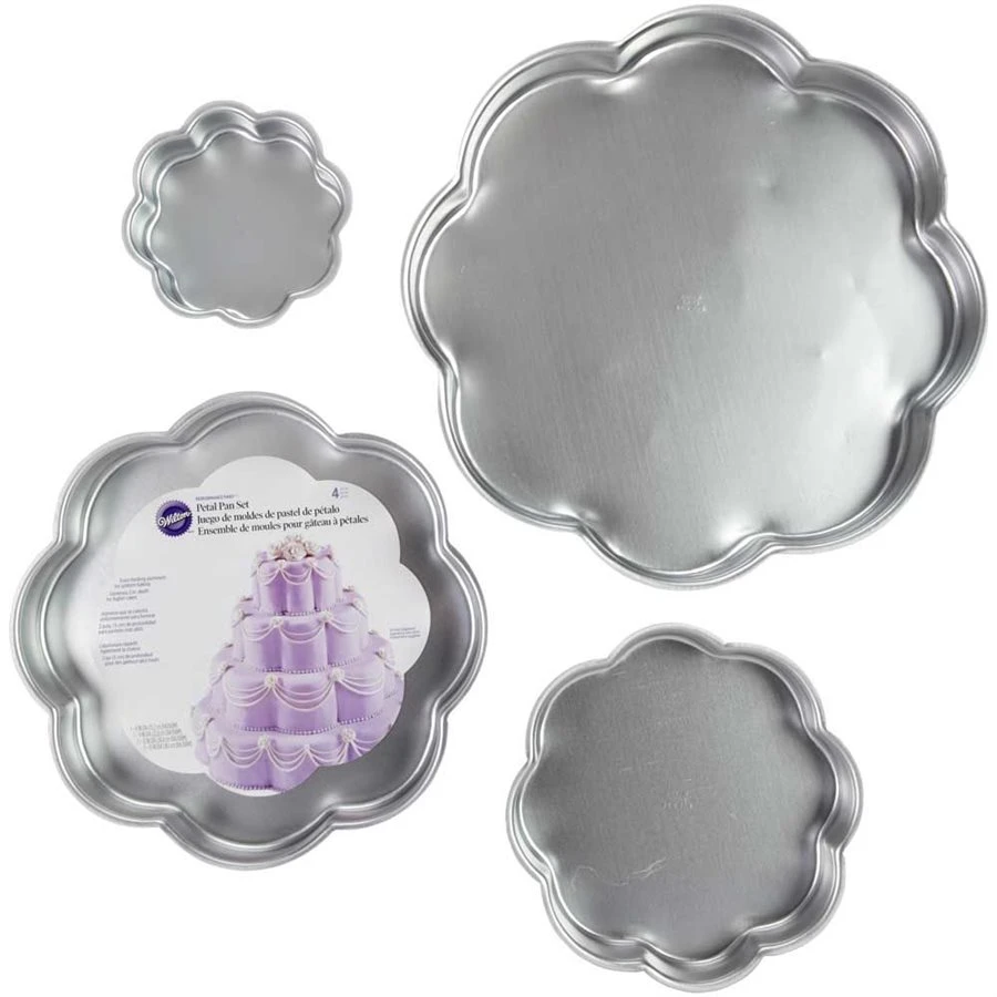 Wilton Casseroles, Aluminium, "Pétale De Fleur", 4 Pièces (15, 23, 30, 38 CM) 3 Wilton Casseroles, Aluminium, "Pétale De Fleur", 4 Pièces (15, 23, 30, 38 CM)